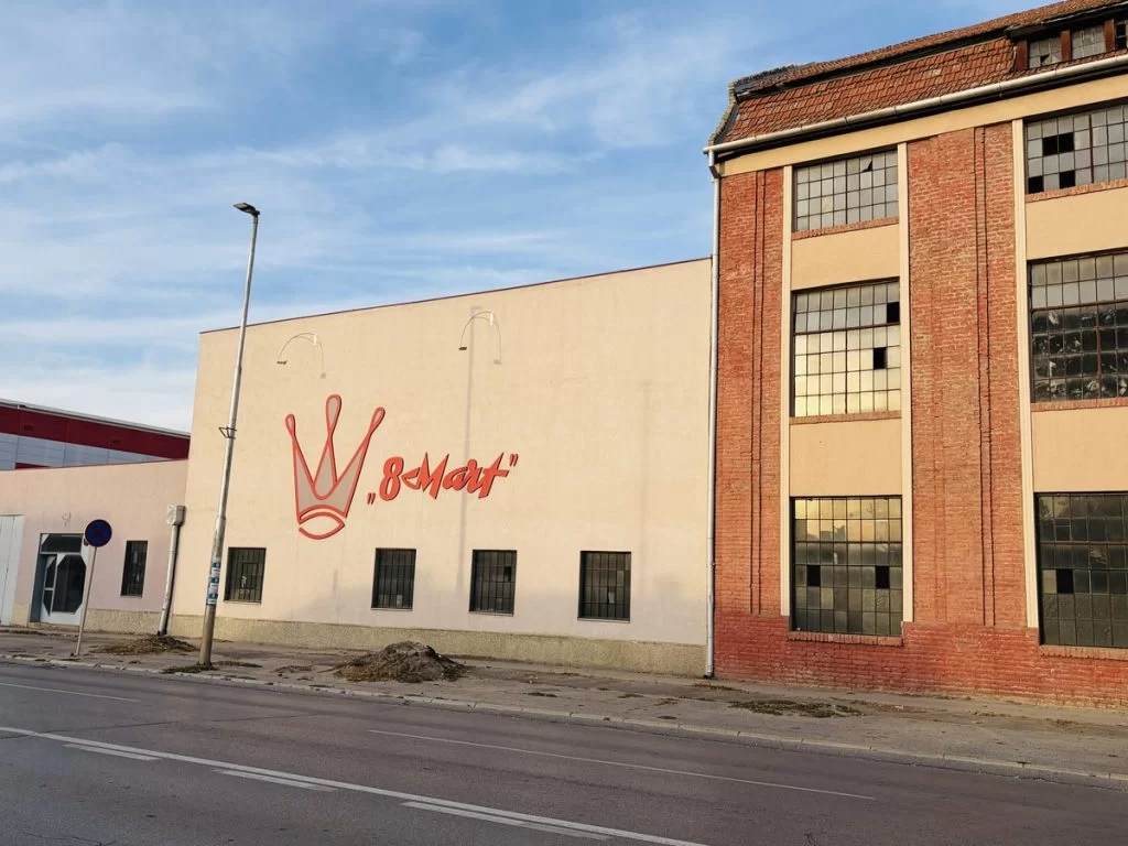 Više od 150 radnika fabrike „8. mart“ u Subotici ostalo bez posla, dva meseca bez zarada: Osećaju se zatečeno i izigrano